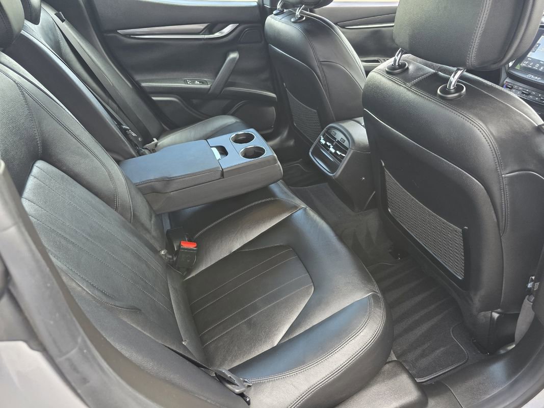 Used 2017 Maserati Ghibli RWD image 27