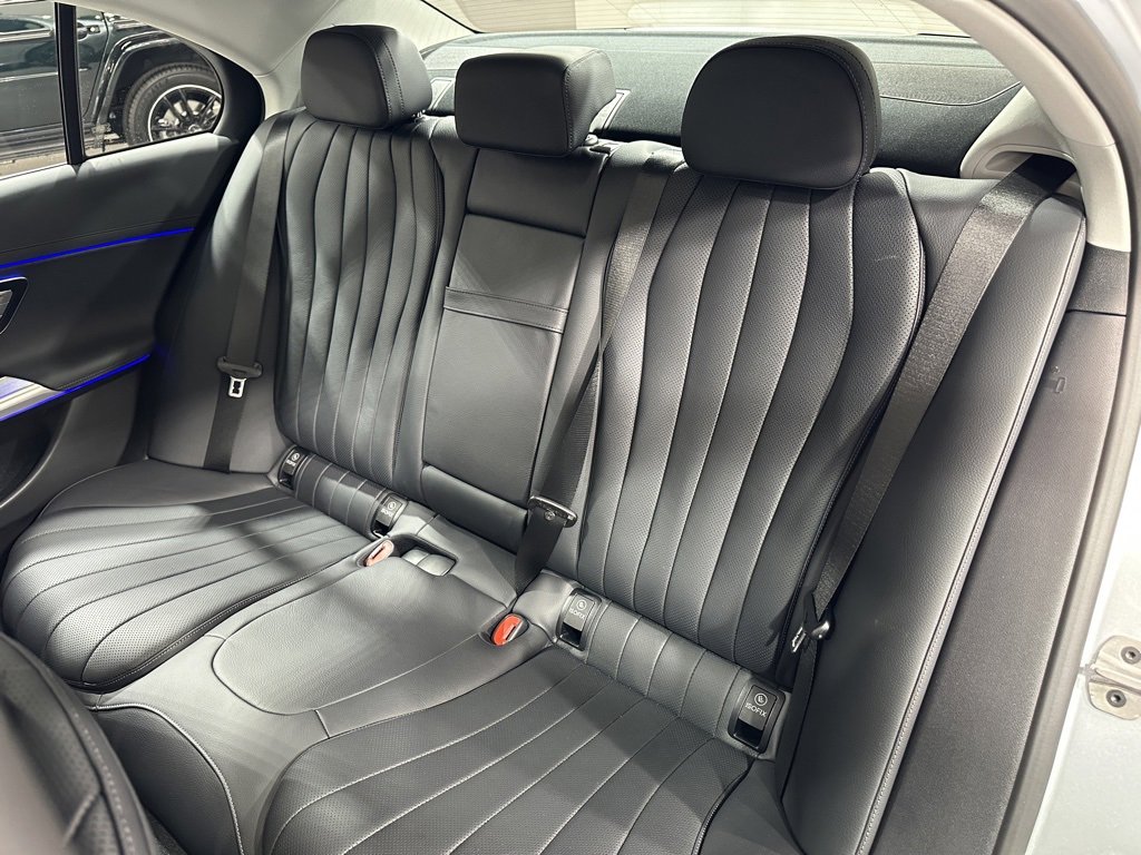 New 2026 Mercedes-Benz E 450 4MATIC Sedan image 17