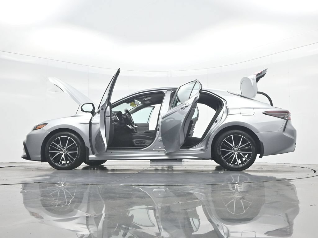 Used 2022 Toyota Camry SE FWD image 51