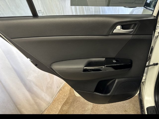 Used 2022 Kia Sportage EX AWD/4WD image 22