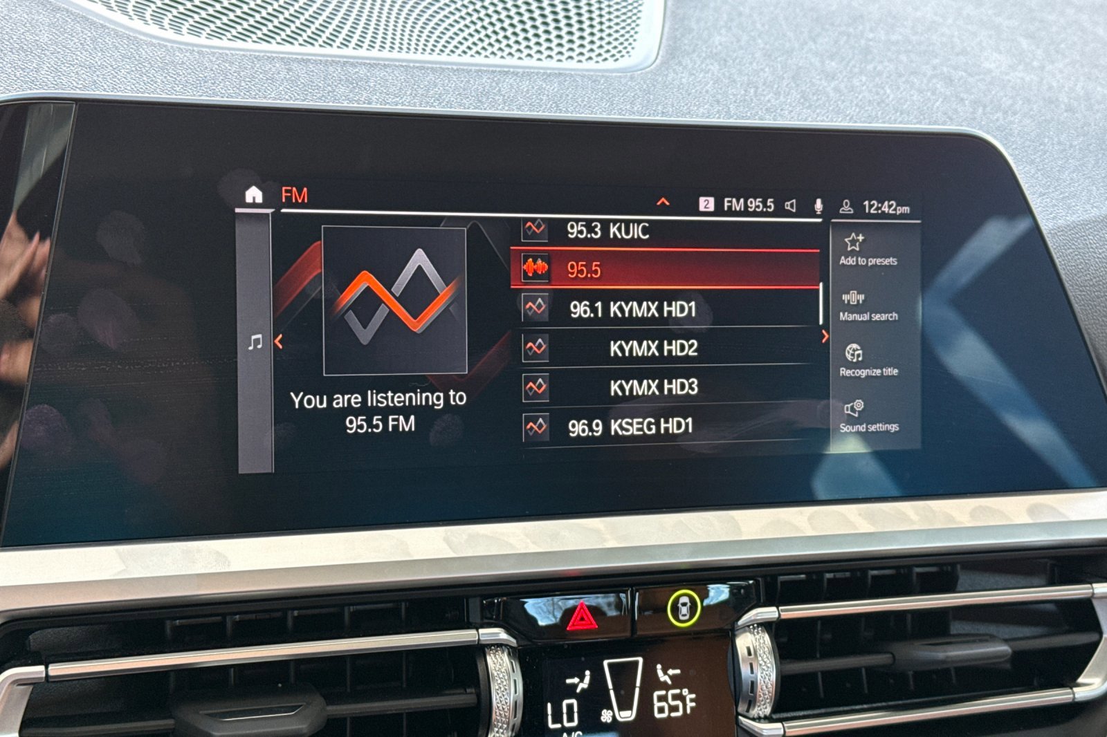 Used 2023 BMW 430i Coupe w/ Convenience Package image 22