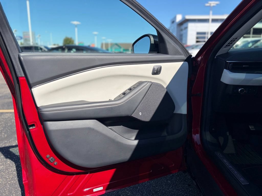 Used 2022 Ford Mustang Mach-E Premium AWD/4WD image 19