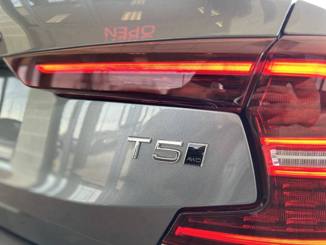 Used 2021 Volvo S60 T5 R-Design AWD/4WD image 17