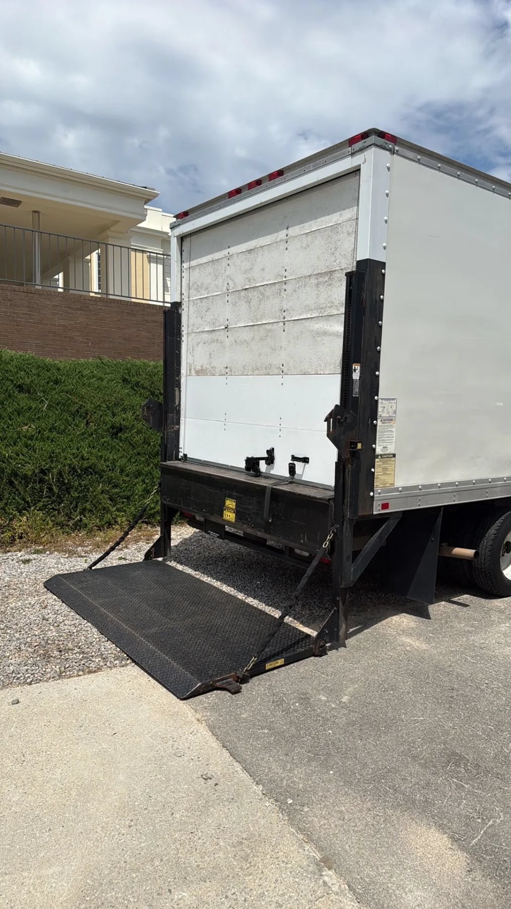 Used 2011 Ford E-450 and Econoline 450 Super Duty RWD image 10