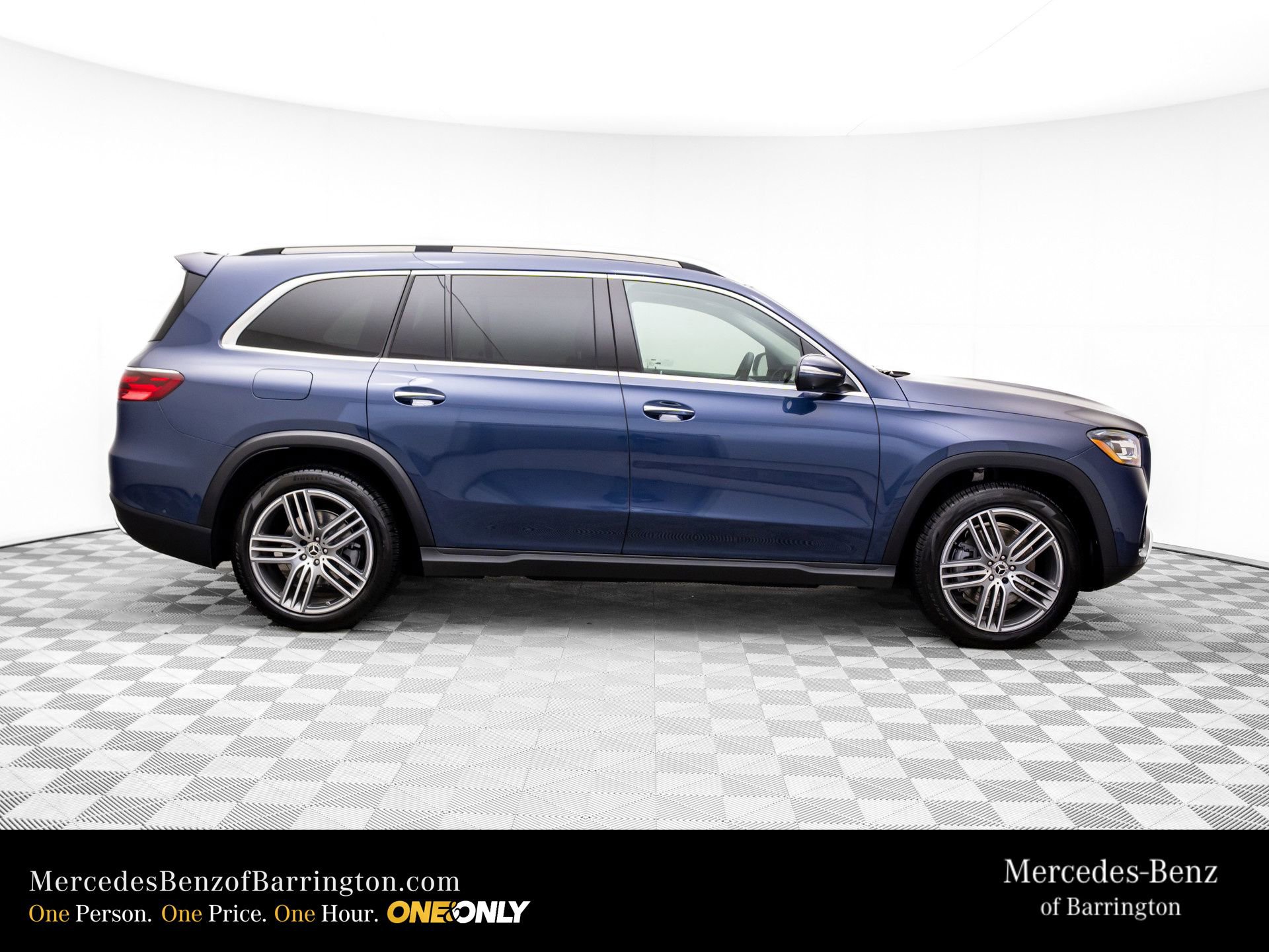 New 2026 Mercedes-Benz GLS 450 4MATIC image 7