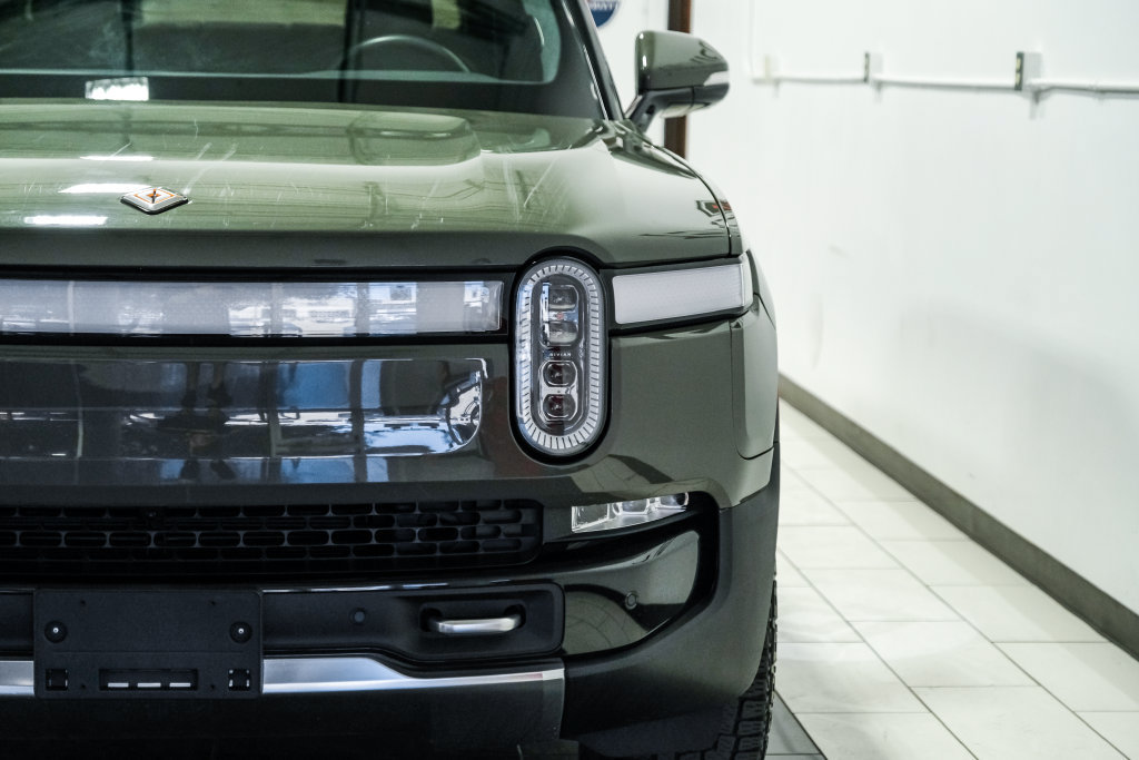 Used 2023 Rivian R1T Launch Edition AWD/4WD image 48