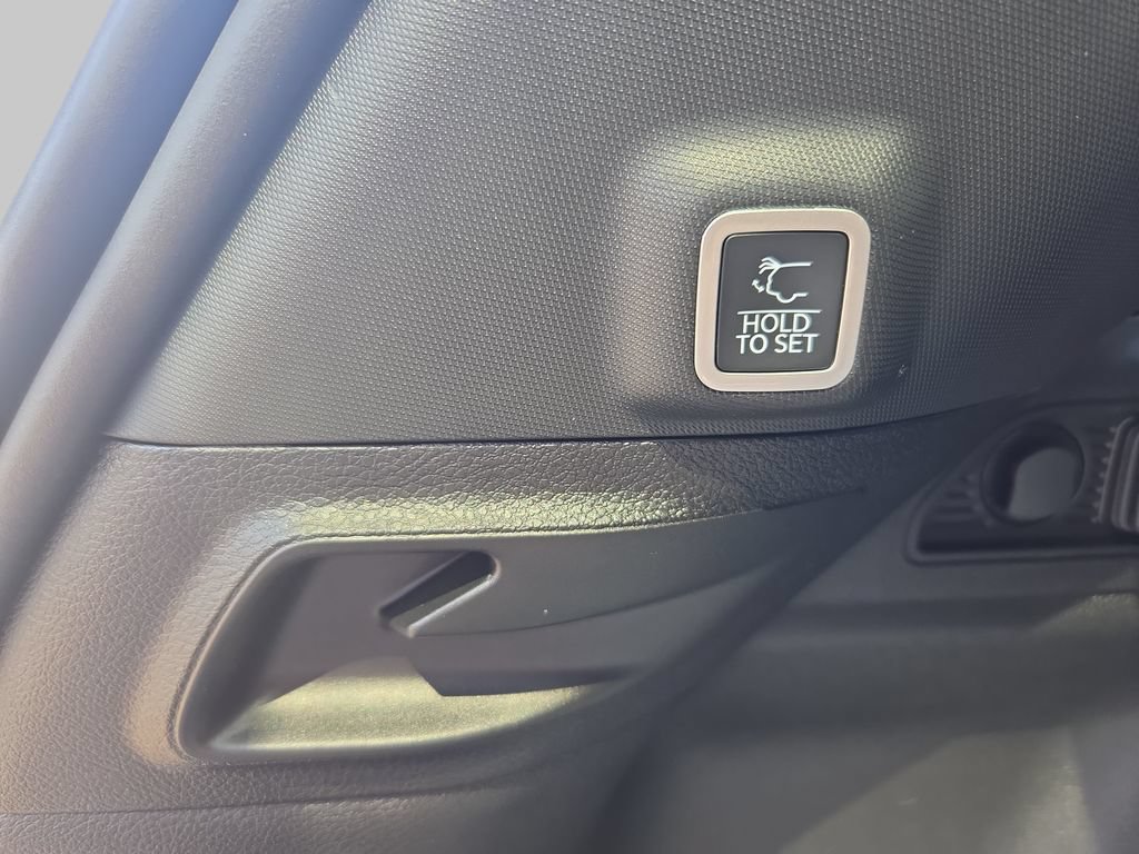 New 2026 Jeep Grand Cherokee Limited AWD/4WD image 15