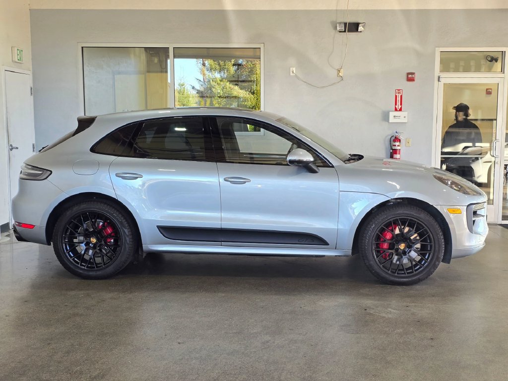 Used 2021 Porsche Macan GTS w/ Premium Package Plus (PF9) AWD/4WD image 4