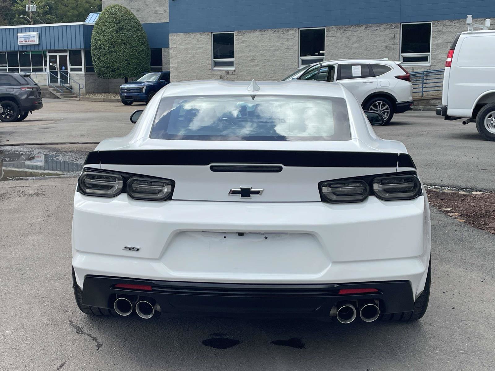 Certified 2024 Chevrolet Camaro SS RWD image 4