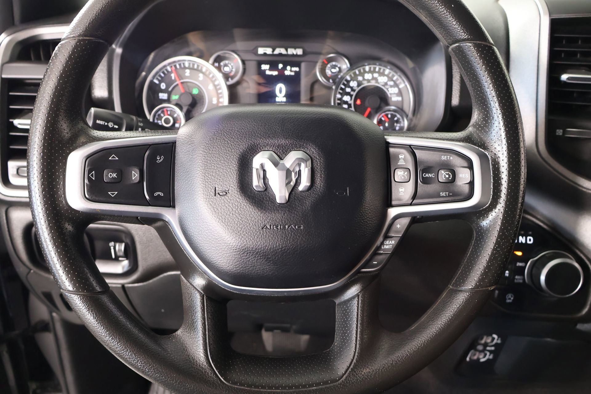 Used 2025 RAM 1500 Tradesman w/ Night Edition AWD/4WD image 3