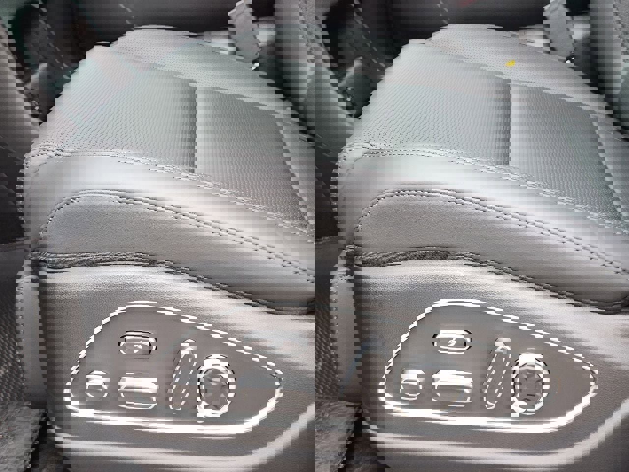 New 2026 Hyundai Palisade Calligraphy FWD image 25