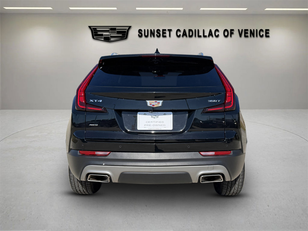 Certified 2022 Cadillac XT4 Premium Luxury w/ Enhanced Visibility Package image 4