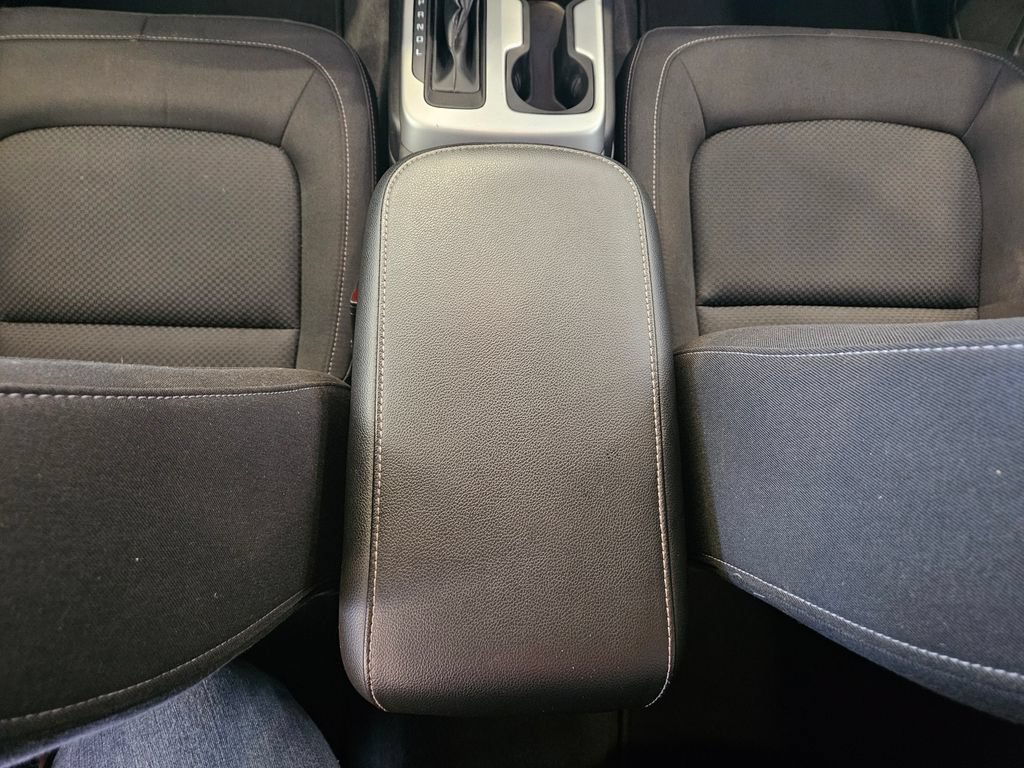 Used 2022 Chevrolet Colorado LT w/ Safety Package AWD/4WD image 18