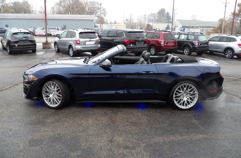 Used 2018 Ford Mustang Premium w/ Equipment Group 201A image 17