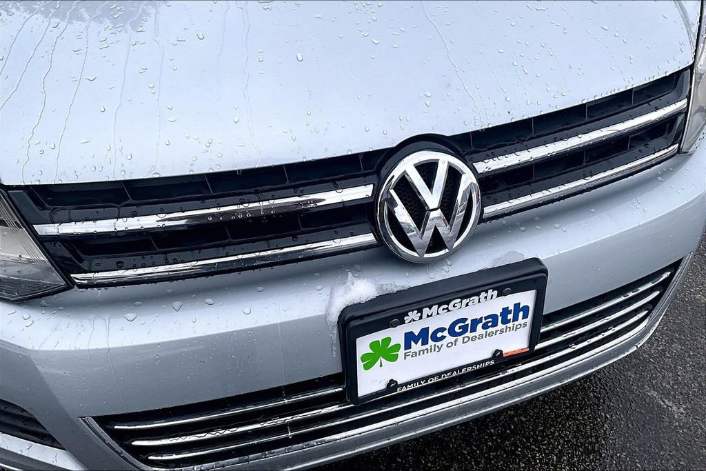 Used 2013 Volkswagen Touareg VR6 image 26