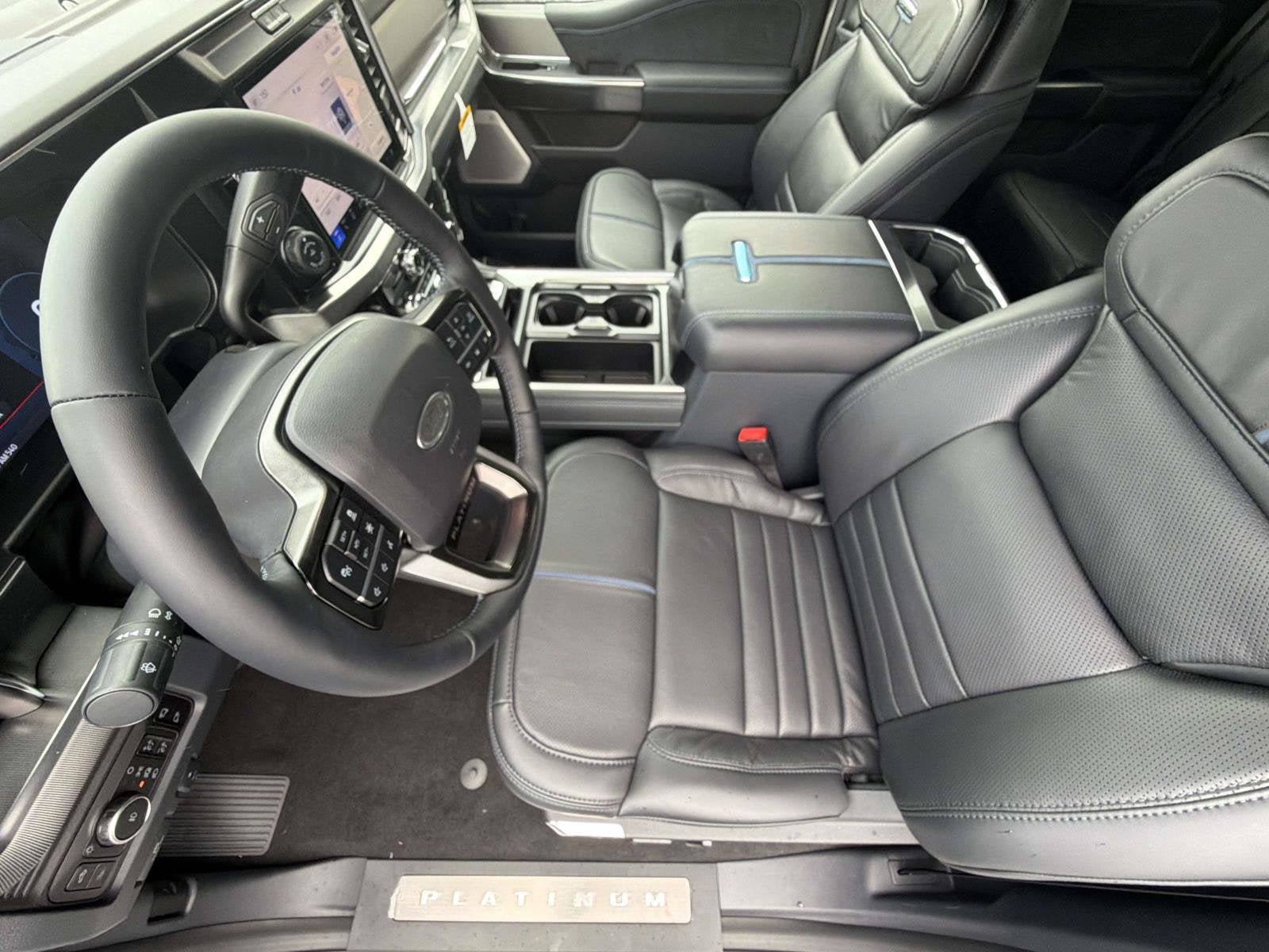 Certified 2023 Chevrolet Equinox RS w/ LPO, Floor Liner Package FWD image 10