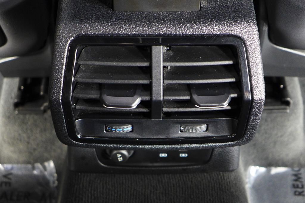 Used 2022 Audi Q3 2.0T Premium w/ Convenience Package image 24