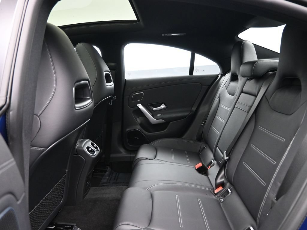 Used 2025 Mercedes-Benz CLA 35 AMG 4MATIC image 32