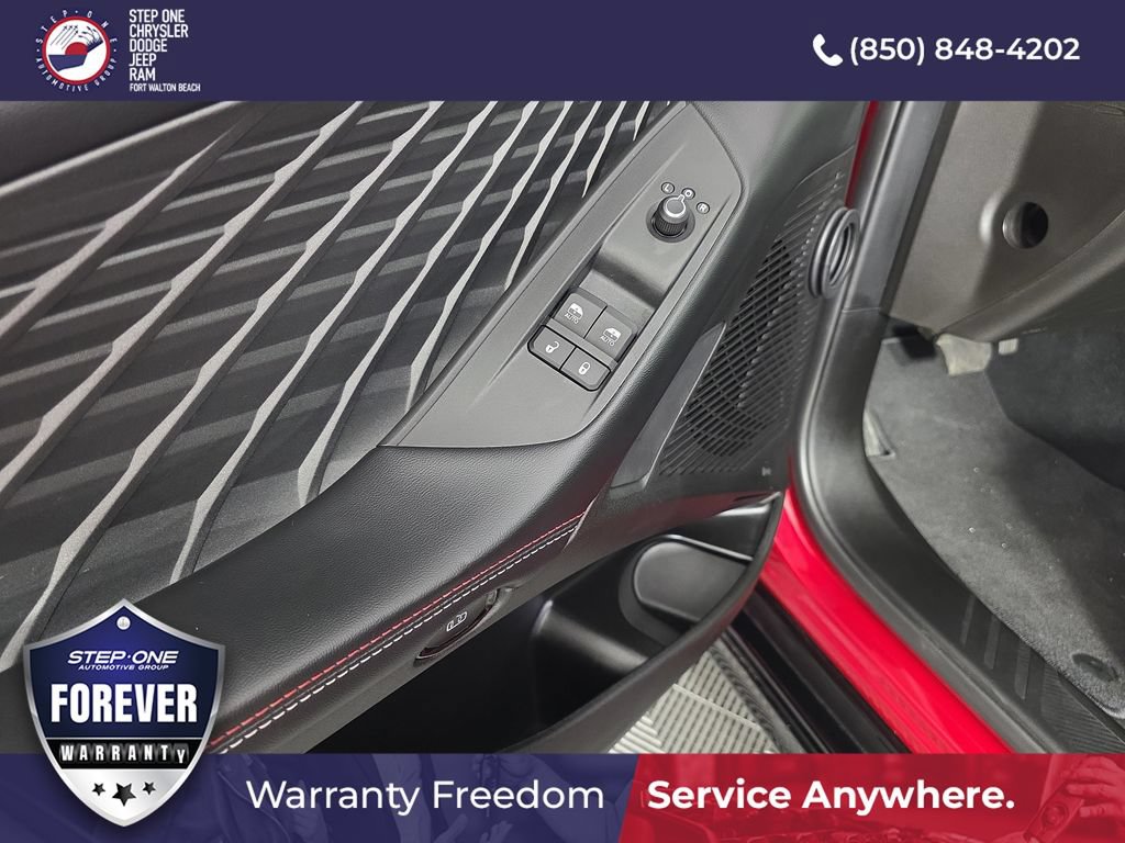 Used 2026 Dodge Charger Scat Pack AWD/4WD image 17