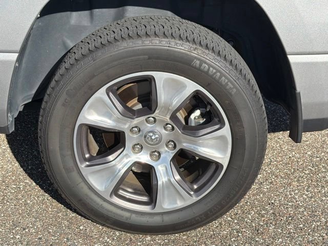 Used 2023 RAM 1500 Laramie AWD/4WD image 16
