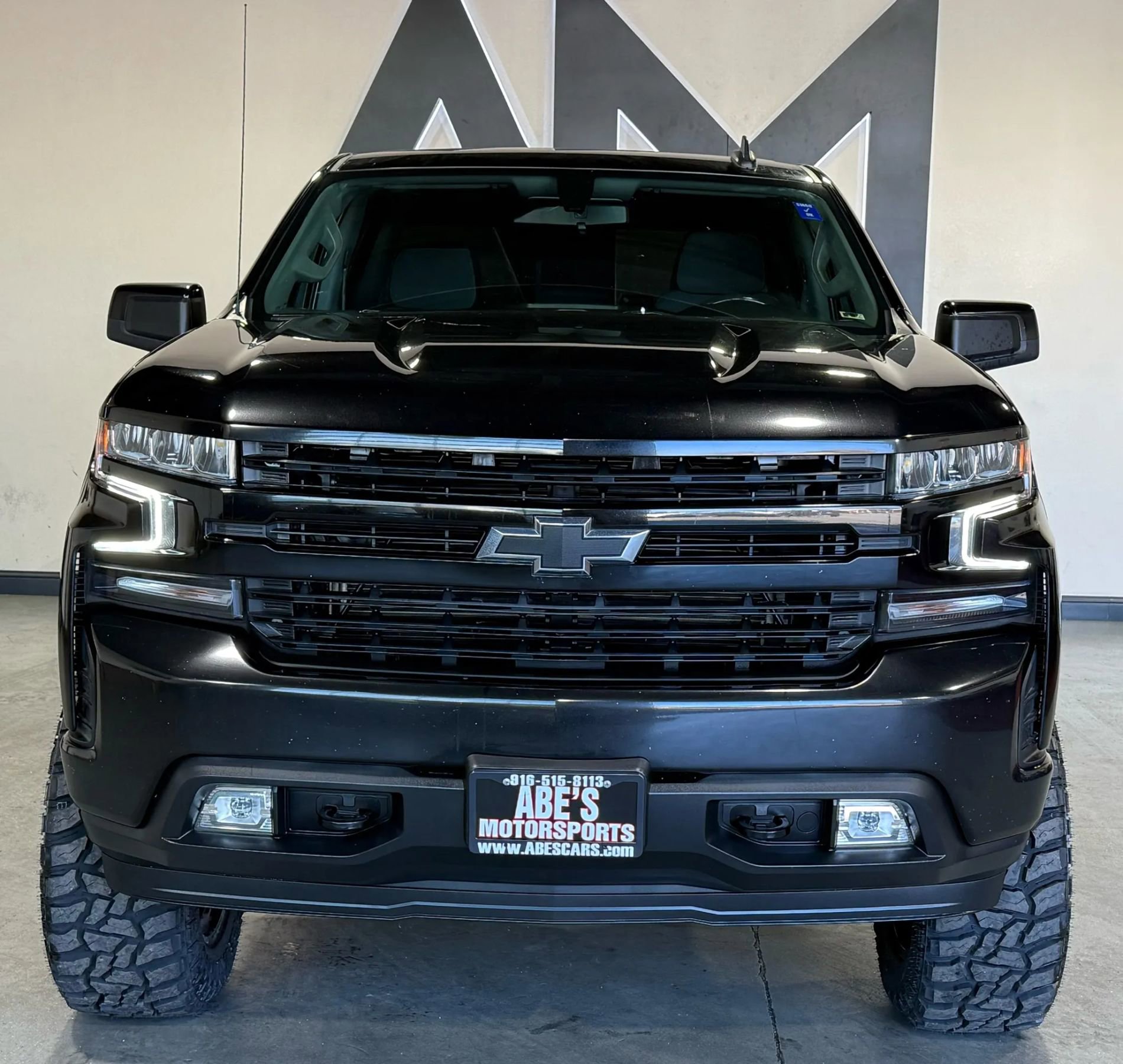 Used 2021 Chevrolet Silverado 1500 RST w/ LPO, Blackout Package image 3