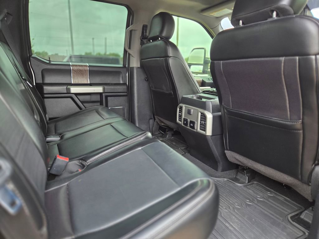 Used 2019 Ford F350 Lariat w/ Lariat Ultimate Package AWD/4WD image 11