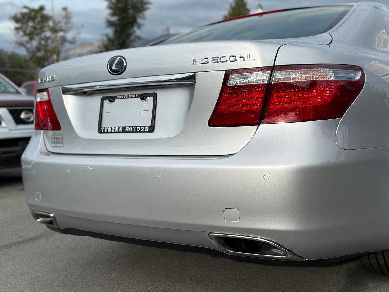 Used 2008 Lexus LS 600h L image 32