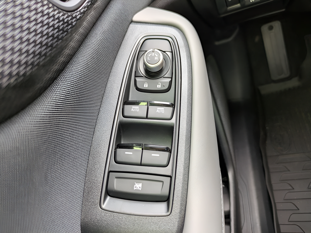 Used 2025 Subaru Outback Premium AWD/4WD image 22