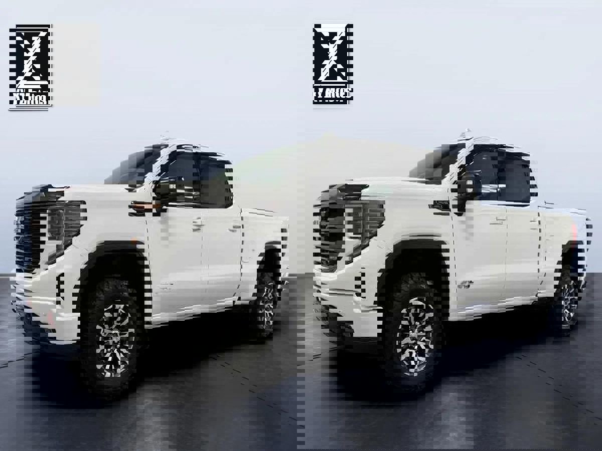 Used 2023 GMC Sierra 1500 AT4 image 2