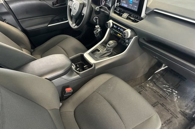 Certified 2024 Toyota RAV4 LE FWD image 20