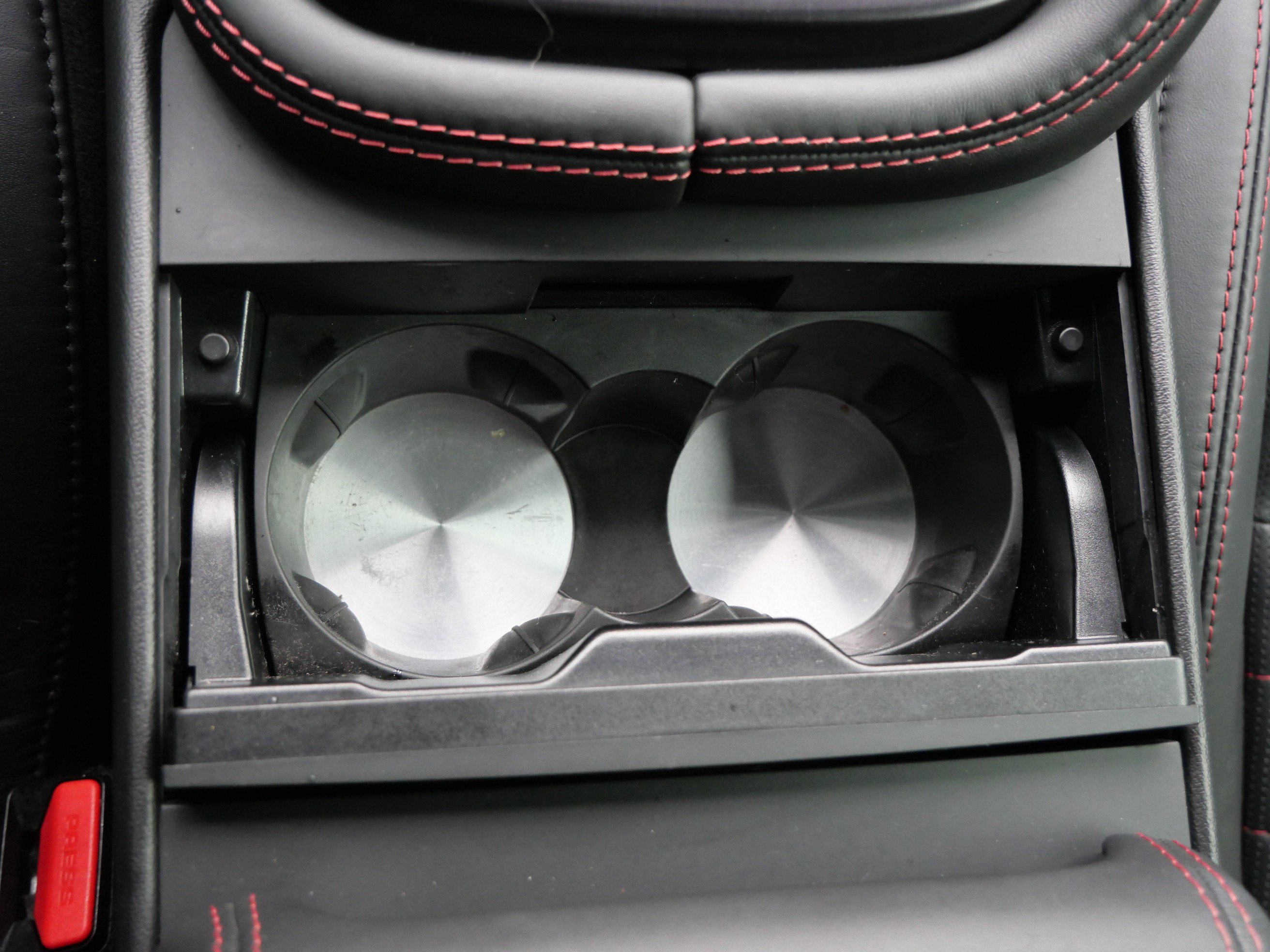 Used 2020 Jaguar F-TYPE Convertible RWD image 15