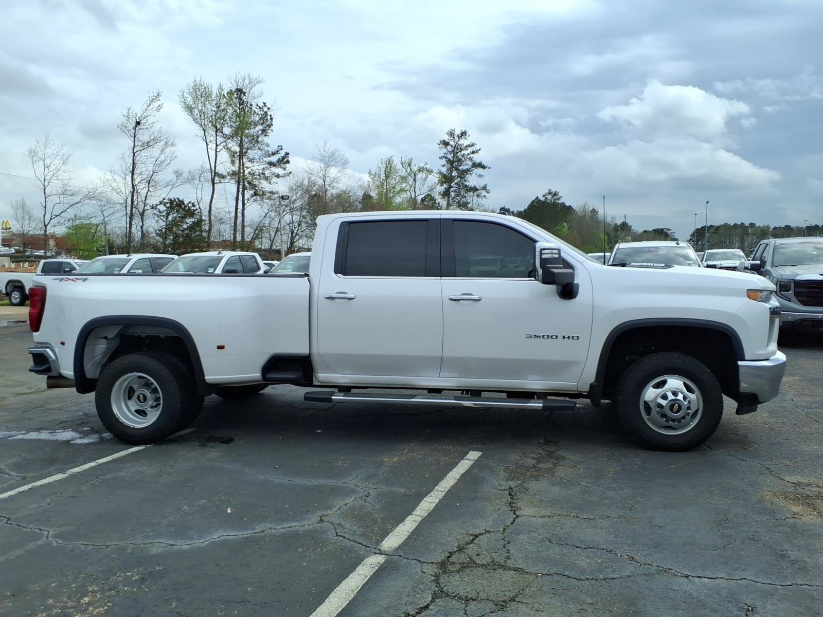 Used 2020 Chevrolet Silverado 3500 LTZ w/ LTZ Convenience Package image 3