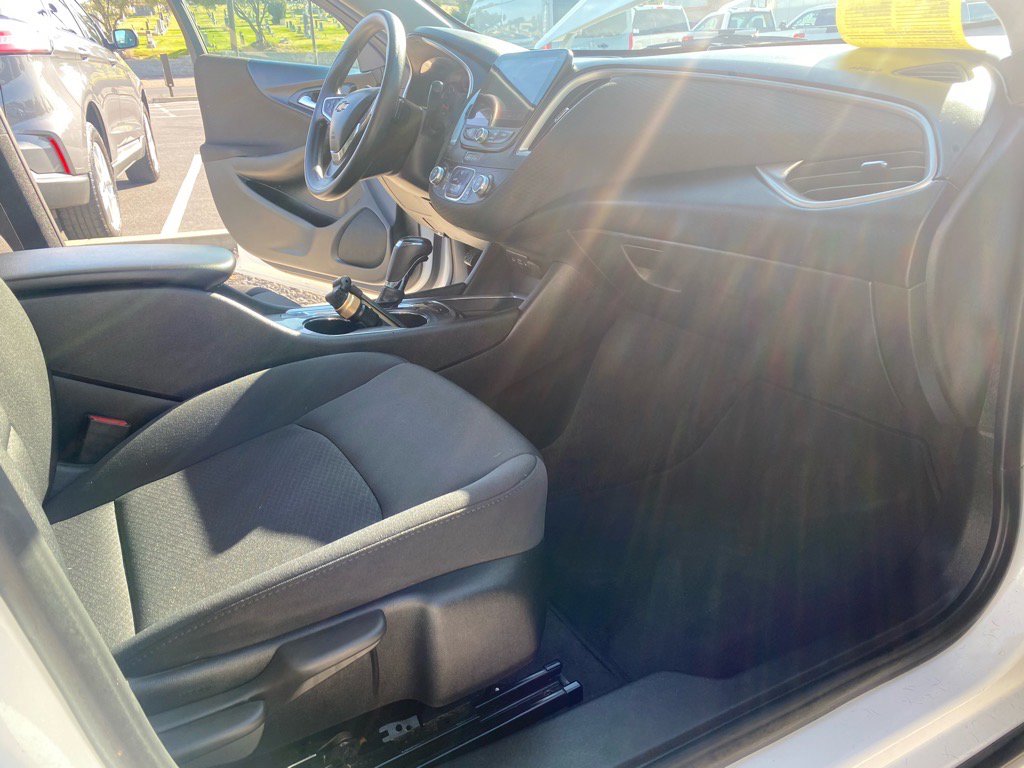 Used 2020 Chevrolet Malibu LS w/ Driver Confidence Package II image 35