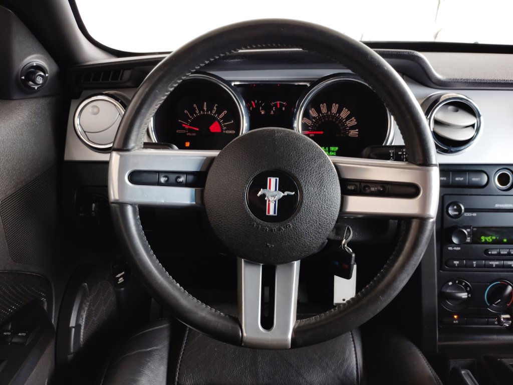 Used 2005 Ford Mustang GT RWD image 19