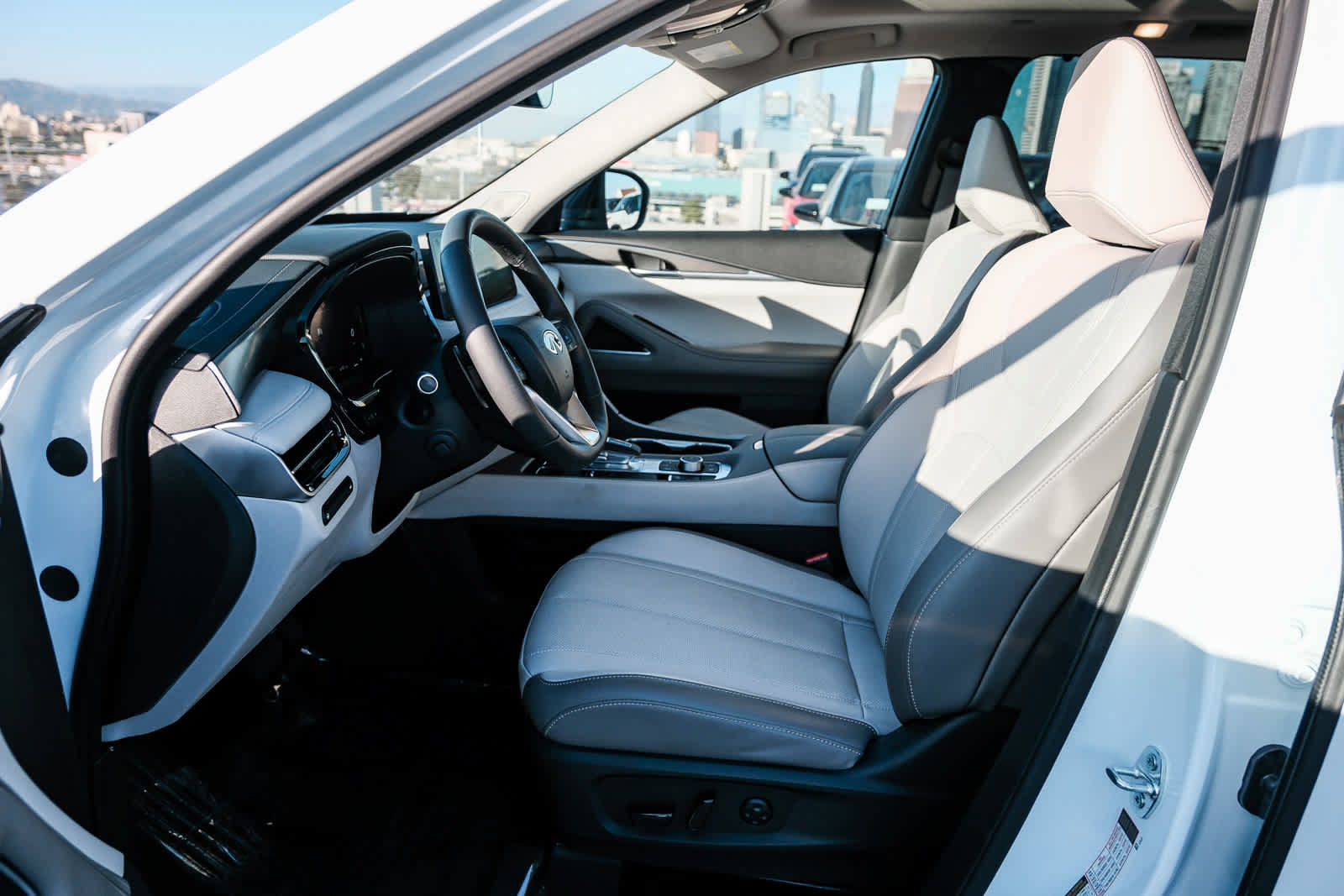 Used 2026 INFINITI QX60 Luxe w/ Cargo Package FWD image 20