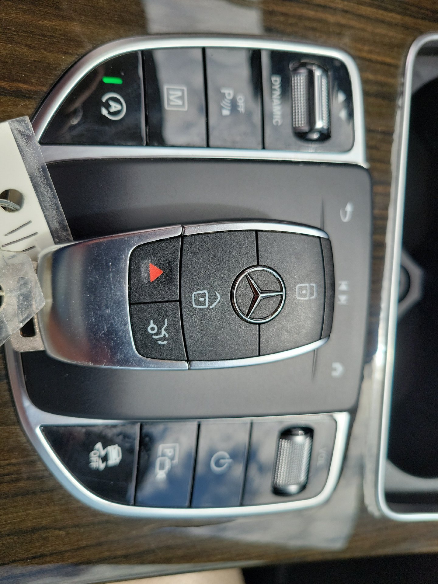 Used 2021 Mercedes-Benz GLC 300 w/ Premium Package image 41