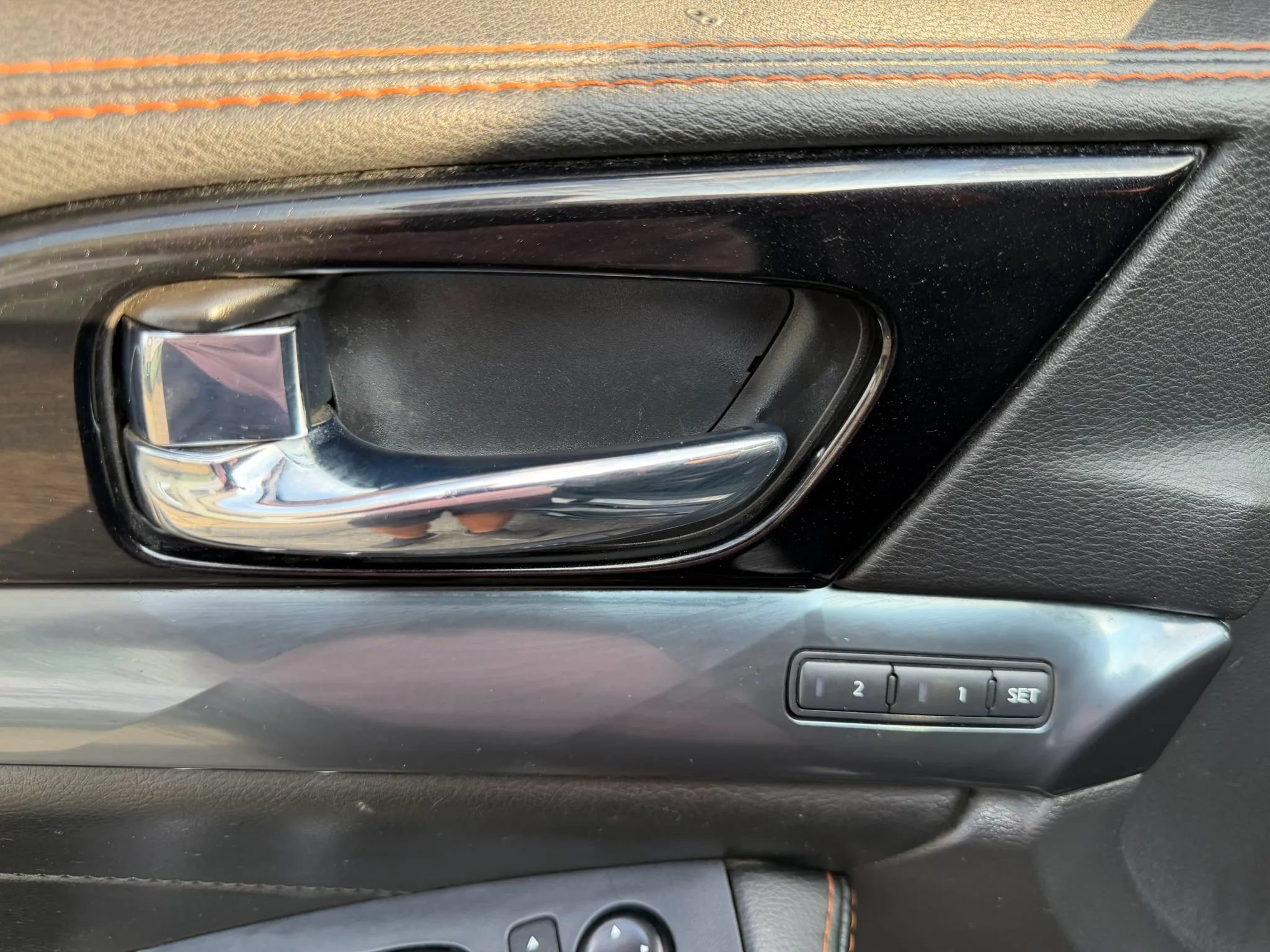 Used 2020 Nissan Maxima SR w/ Sport Mat Group FWD image 13