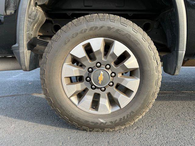 Used 2022 Chevrolet Silverado 2500 Custom w/ Gooseneck/5TH Wheel Package AWD/4WD image 15