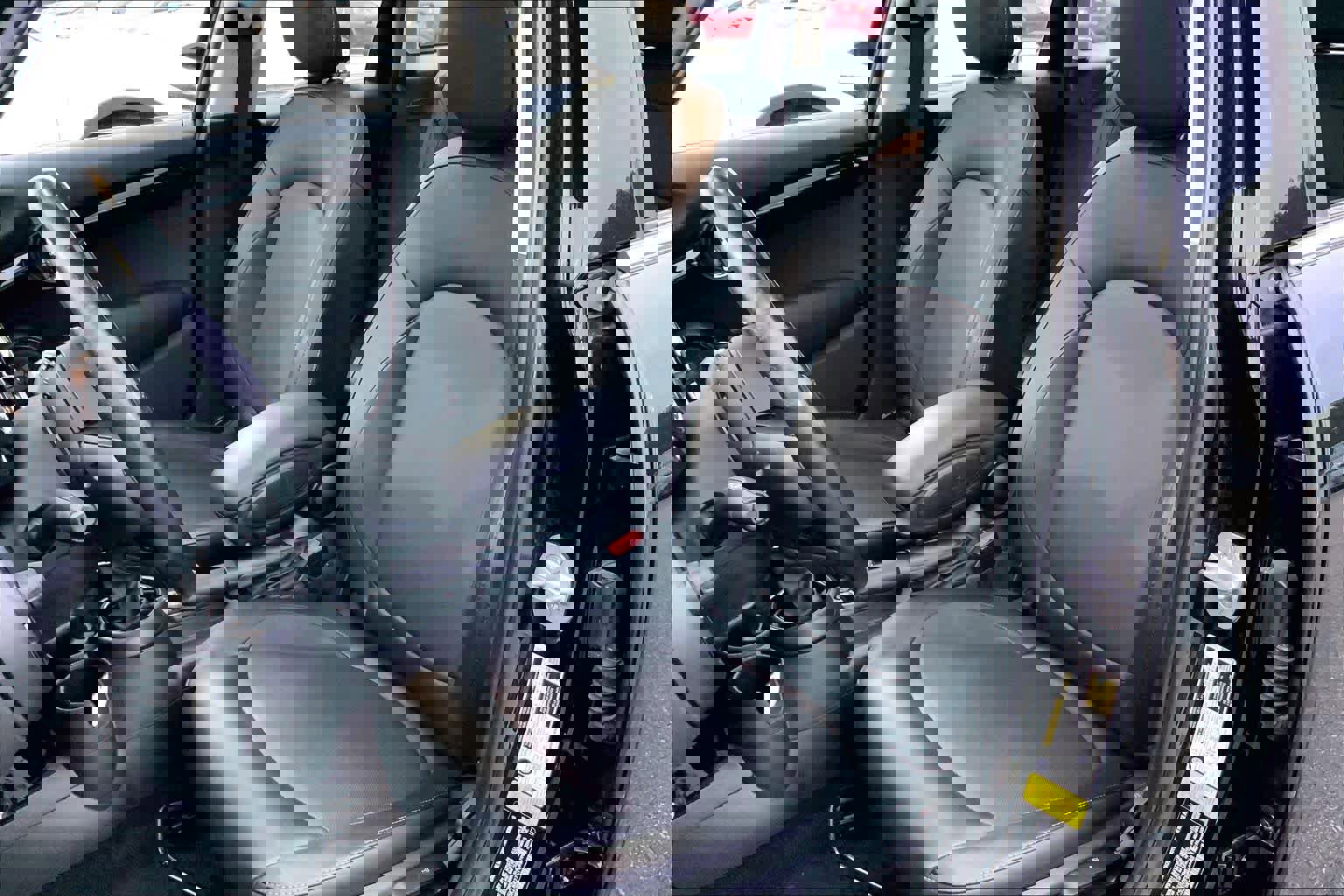 Used 2019 MINI Cooper 4-Door Hardtop w/ Premium Package image 7