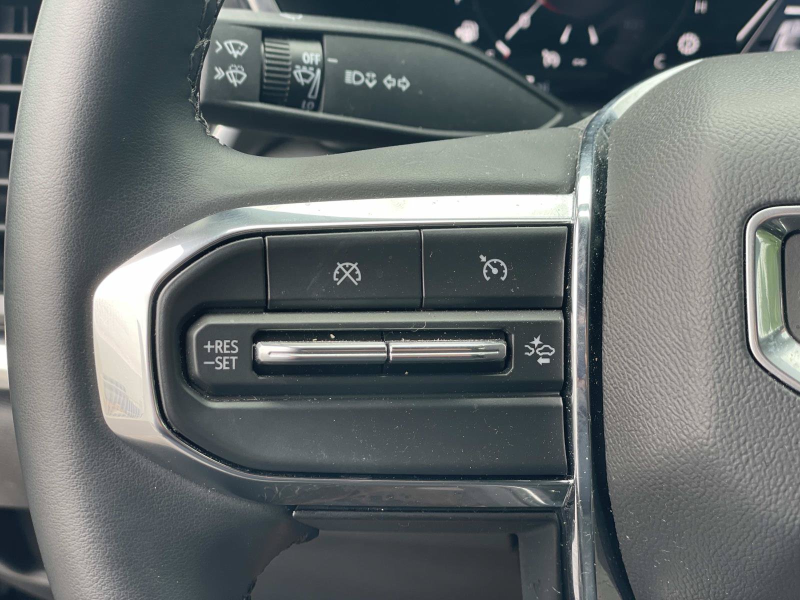 Used 2025 GMC Canyon Elevation w/ Convenience Package RWD image 11