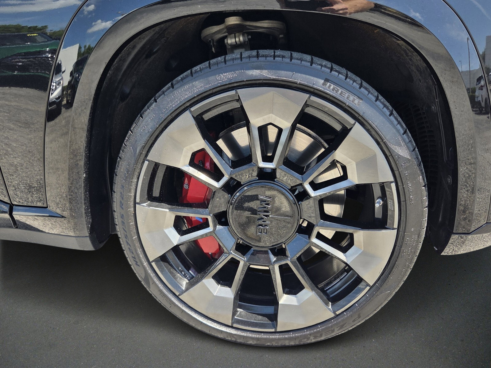 Used 2023 BMW XM w/ M Driver's Package image 9