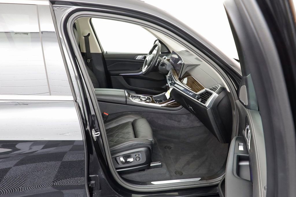 New 2026 BMW X7 xDrive40i image 20