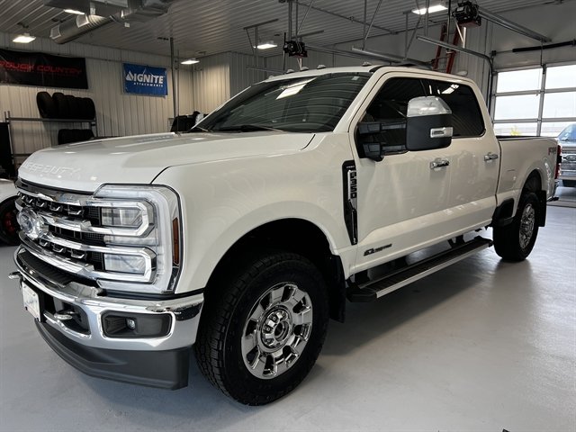 Used 2024 Ford F350 Lariat w/ Chrome Package image 6