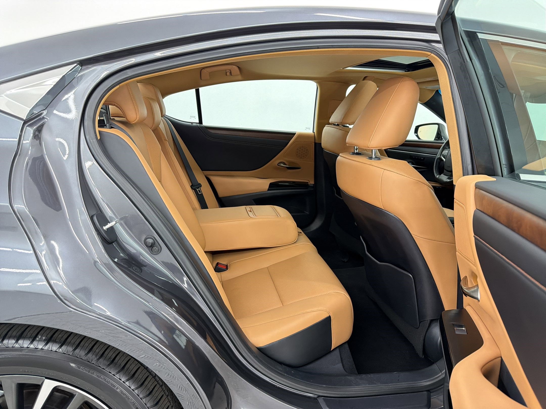 Certified 2024 Lexus ES 350 w/ Premium Package FWD image 30