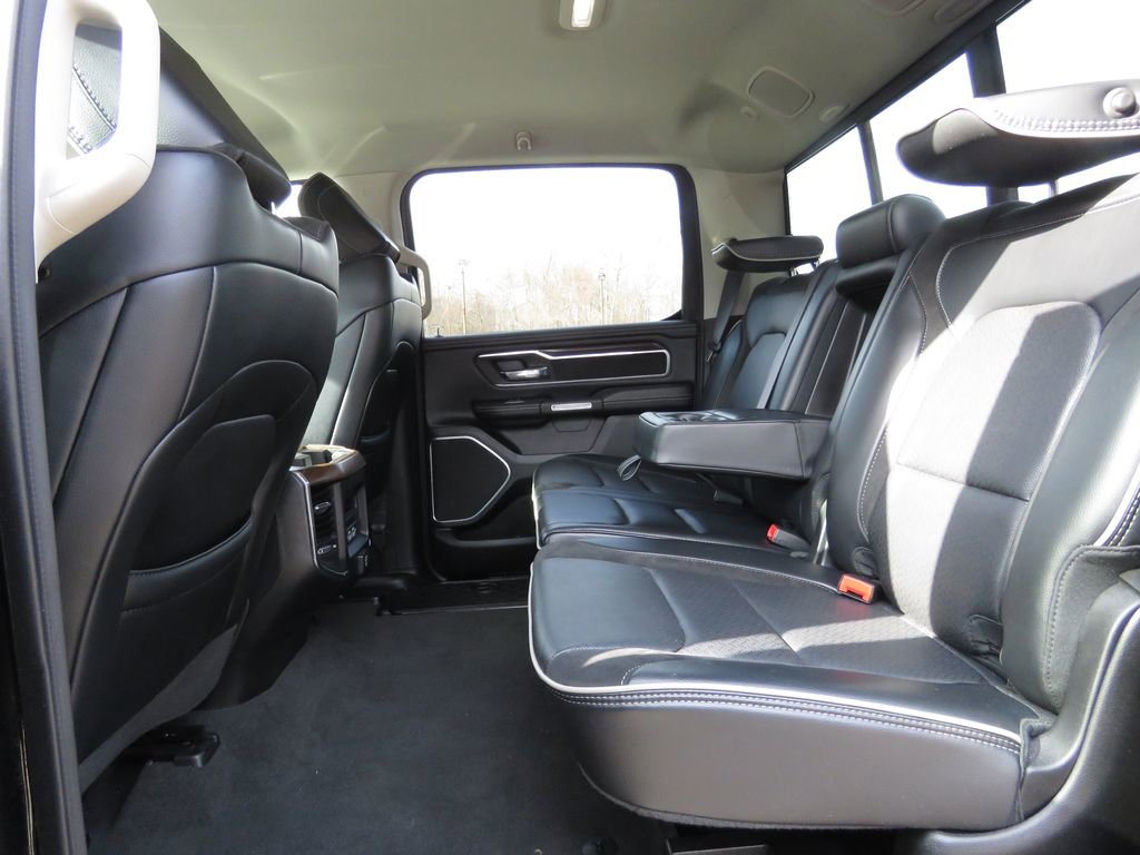 Used 2022 RAM 1500 Laramie AWD/4WD image 19