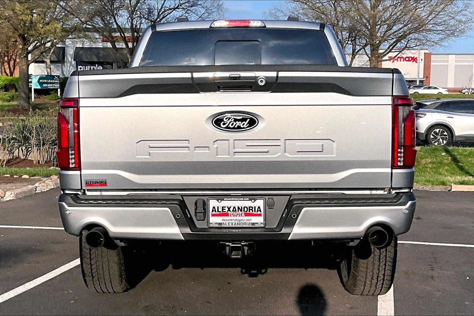Used 2025 Ford F150 Lariat AWD/4WD image 4