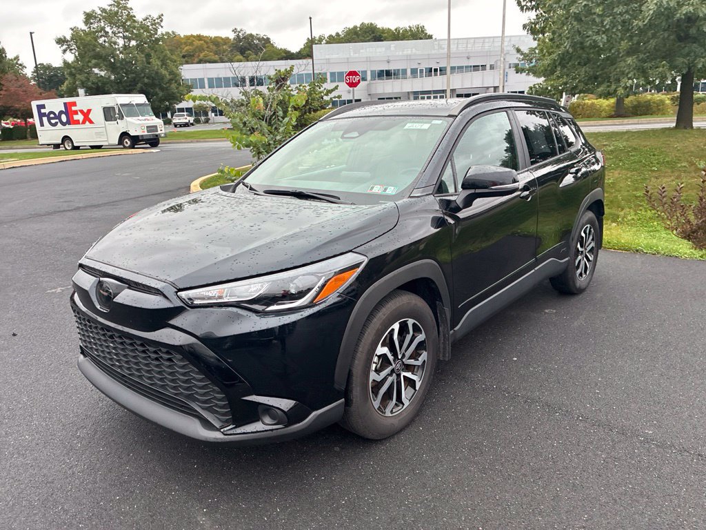 Used 2024 Toyota Corolla Cross AWD Hybrid w/ Moonroof Package image 18