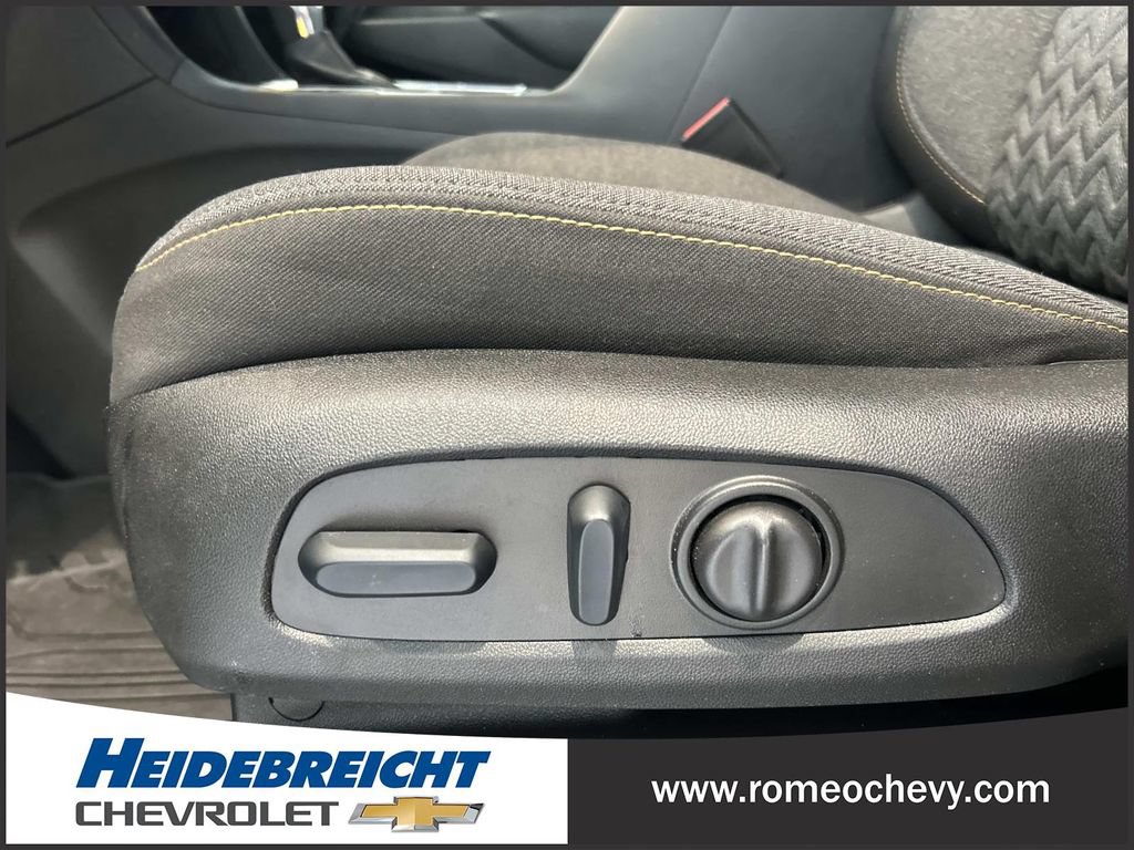 Used 2024 Chevrolet Equinox LT w/ LPO, Floor Liner Package FWD image 14