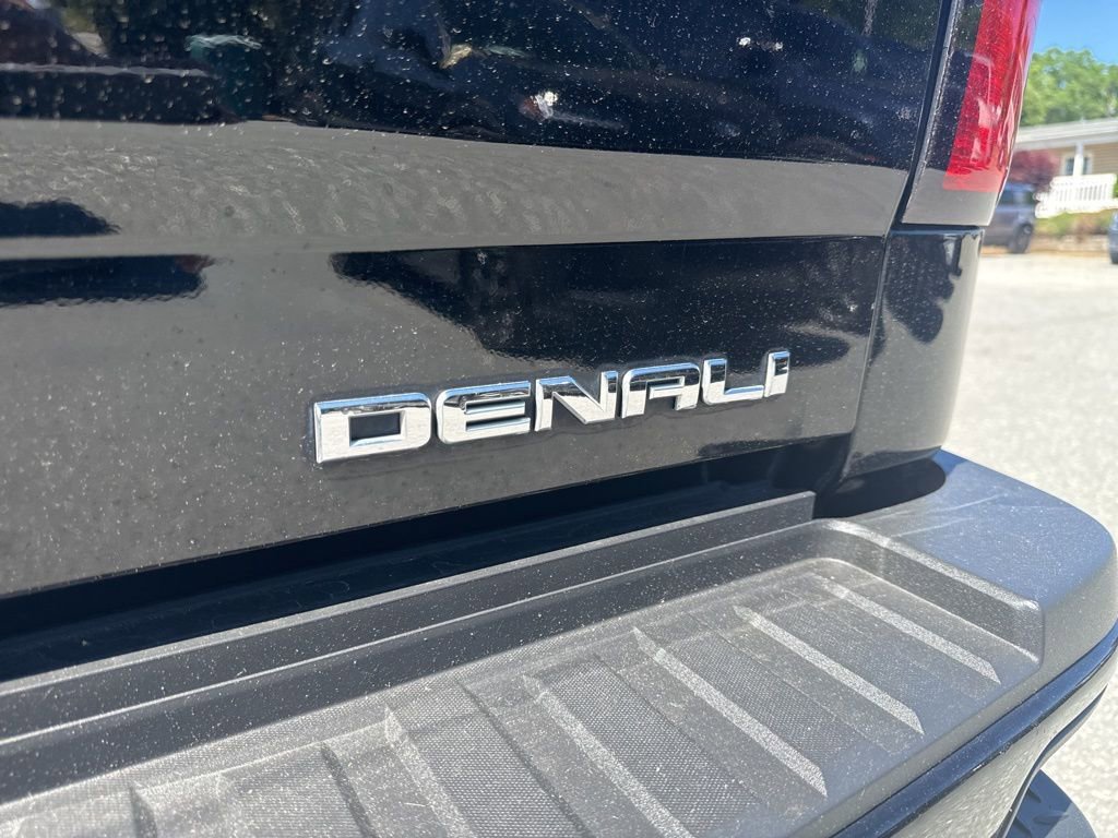 Used 2019 GMC Sierra 2500 Denali w/ Duramax Plus Package AWD/4WD image 32
