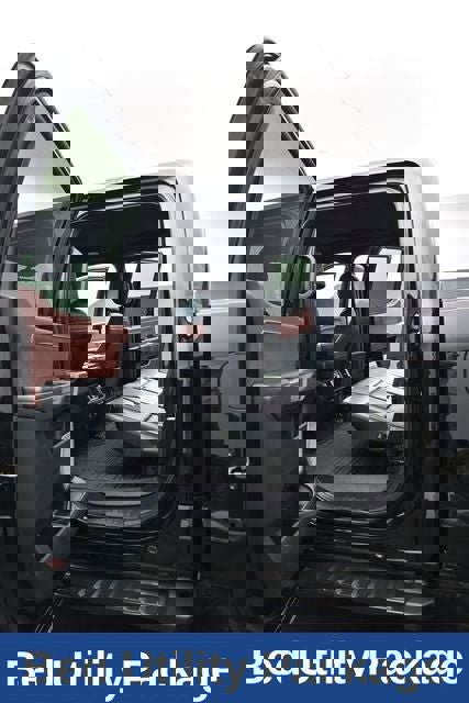 Used 2023 Ford F150 Lariat w/ Equipment Group 502A High image 16